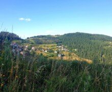 Зорница, средна и горна махали